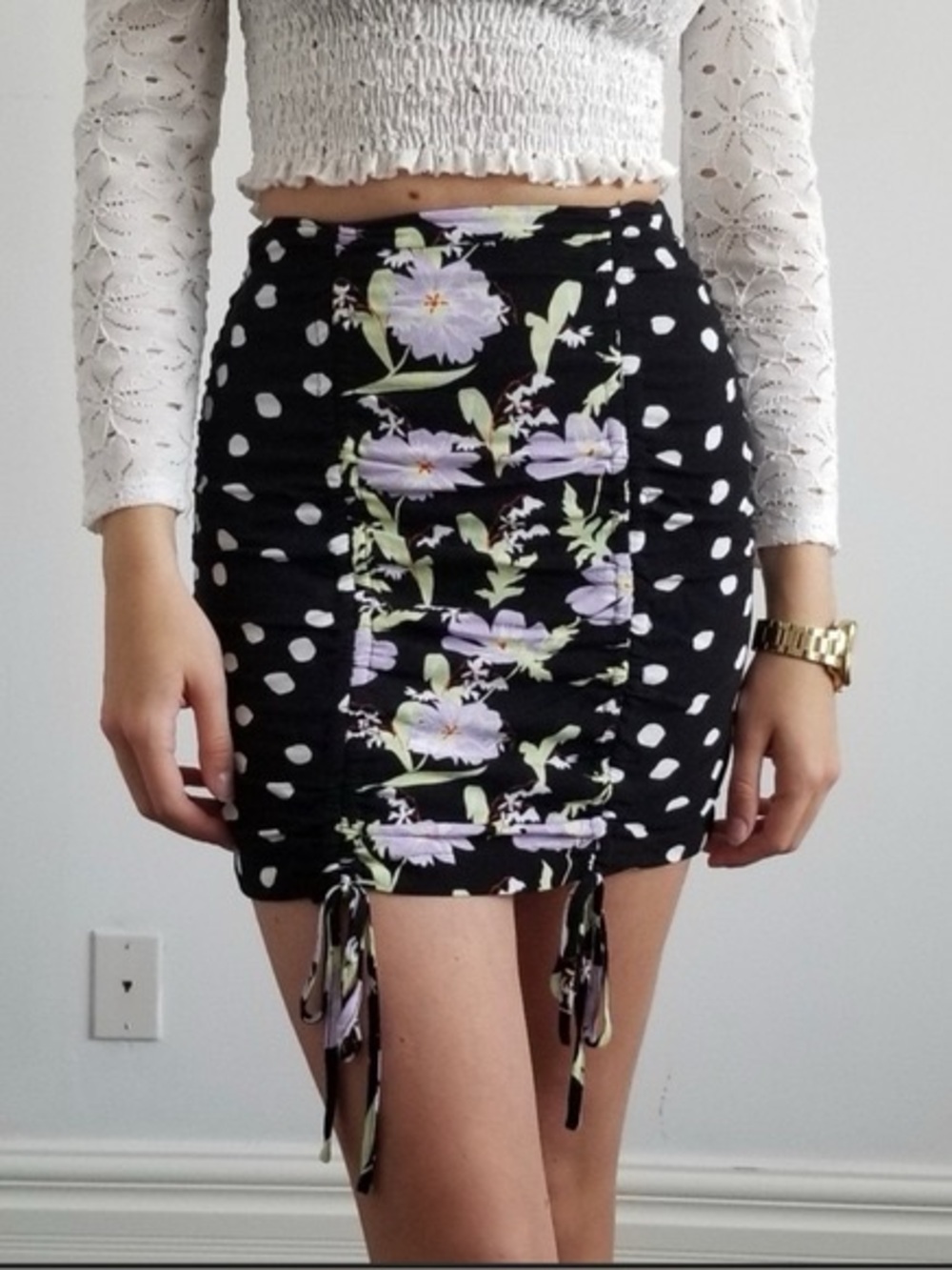Urban Outfitters size M Floral & Polka Dot Ruched Mini Skirt - Black / Lavender